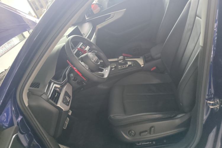 Used Audi A4L 2018 30th Anniversary Edition 40 TFSI Fashion Model Left Front Seat