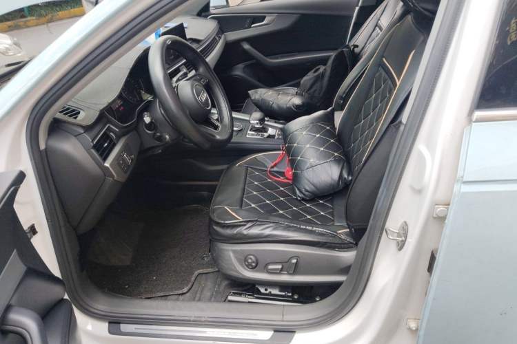 Used Audi A4L 2018 30th Anniversary Edition 30 TFSI Ambition Model Left Front Seat