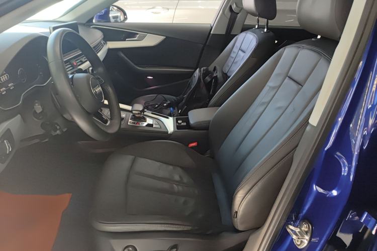 Used Audi A4L 2018 30th Anniversary Edition 40 TFSI Fashion Model Left Front Seat