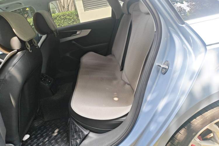 Used Audi A4L 2018 30th Anniversary Edition 45 TFSI quattro Individual Sport Edition Left Rear Seat