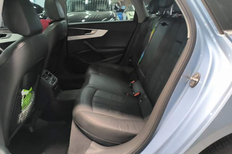 Used Audi A4L 2018 30th Anniversary Edition 40 TFSI Fashion Model Left Rear Seat