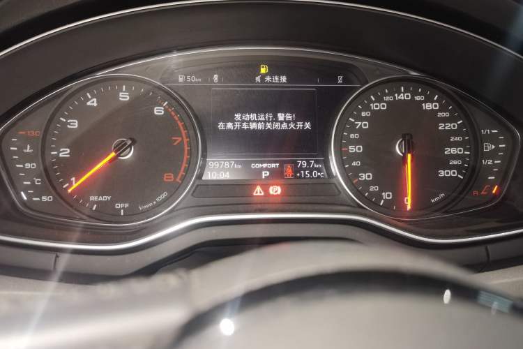 Used Audi A4L 2018 30th Anniversary Edition 40 TFSI Trendy Model Odometer Close Up