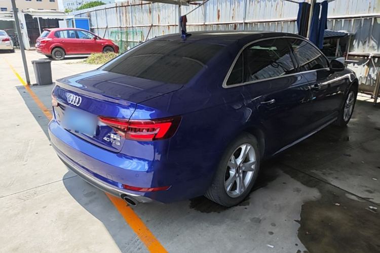 Used Audi A4L 2018 30th Anniversary Edition 40 TFSI Trendy Model Rear Right 45 Deg