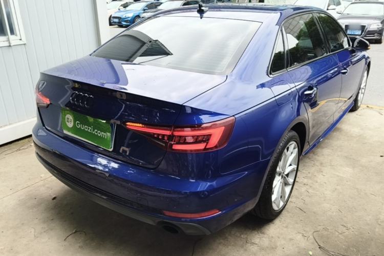 Used Audi A4L 2018 30th Anniversary Edition 40 TFSI Fashion Model Rear Right 45 Deg