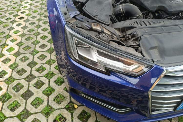 Used Audi A4L 2018 30th Anniversary Edition 40 TFSI Fashion Model Right Front Headlight