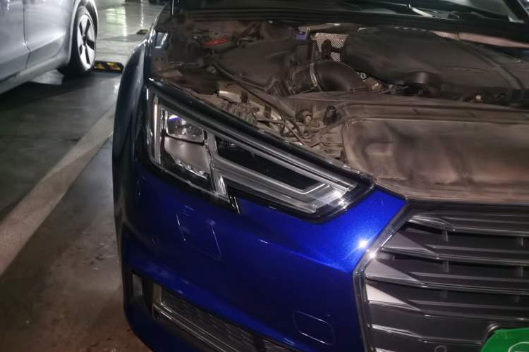 Used Audi A4L 2018 30th Anniversary Edition 40 TFSI Fashion Model Right Front Headlight