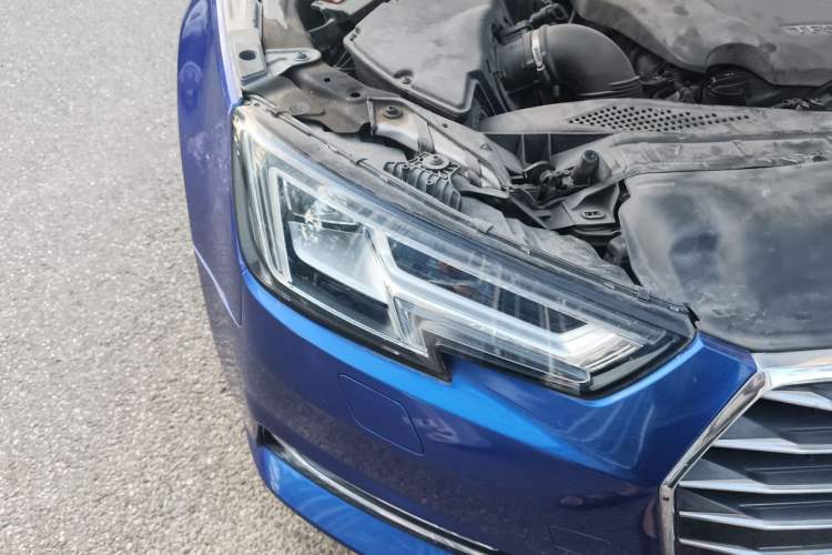 Used Audi A4L 2018 30th Anniversary Edition 40 TFSI Trendy Model Right Front Headlight