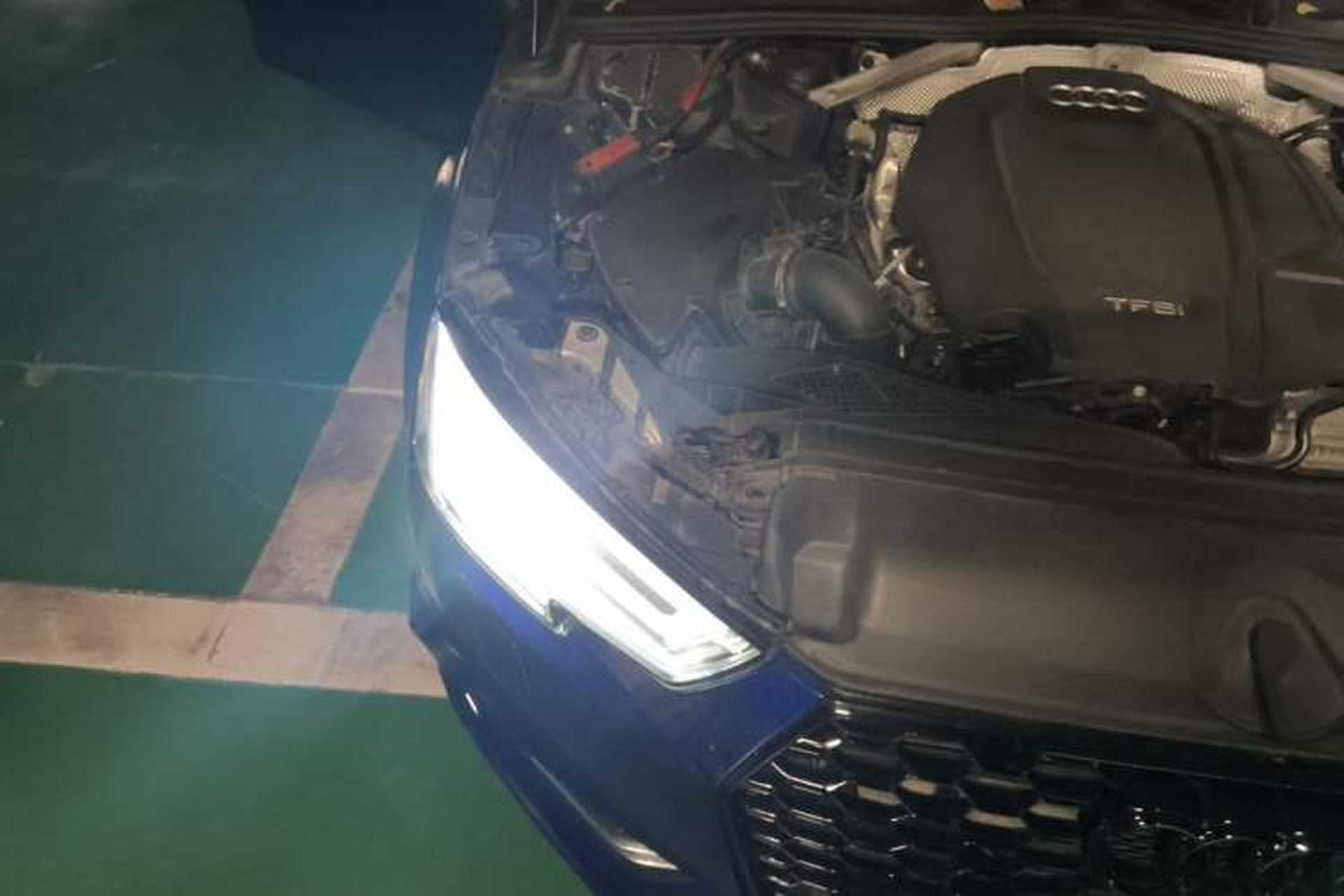 Used Audi A4L 2018 30th Anniversary Edition 40 TFSI Fashion Model Right Front Headlight