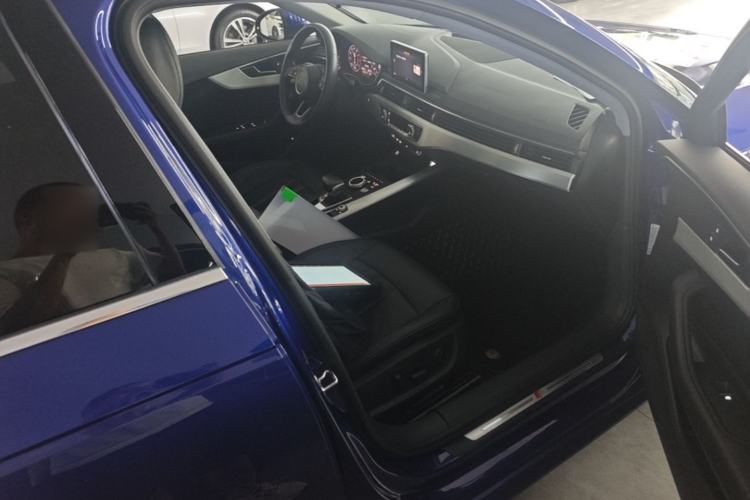 Used Audi A4L 2018 30th Anniversary Edition 40 TFSI Fashion Model Right Front Seat