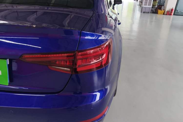 Used Audi A4L 2018 30th Anniversary Edition 40 TFSI Fashion Model Right Rear Taillight