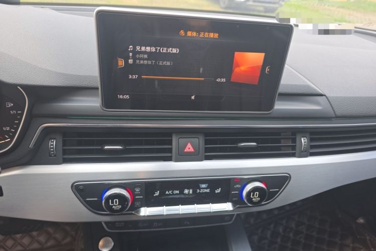 Used Audi A4L 2018 30th Anniversary Edition 40 TFSI Fashion Model Audio And AC Panel