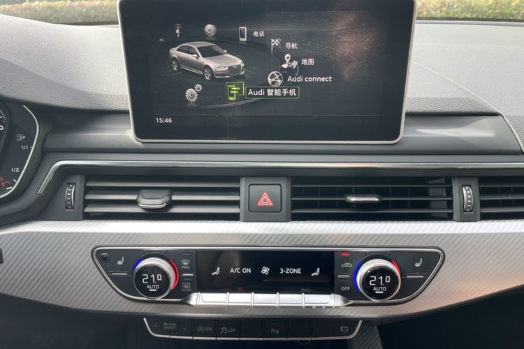 Used Audi A4L 2018 30th Anniversary Edition 40 TFSI Fashion Model Audio And AC Panel