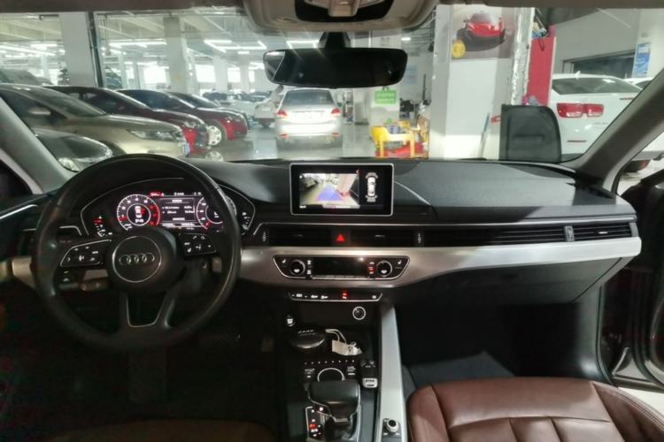 Used Audi A4L 2018 30th Anniversary Edition 40 TFSI Fashion Model Center Console