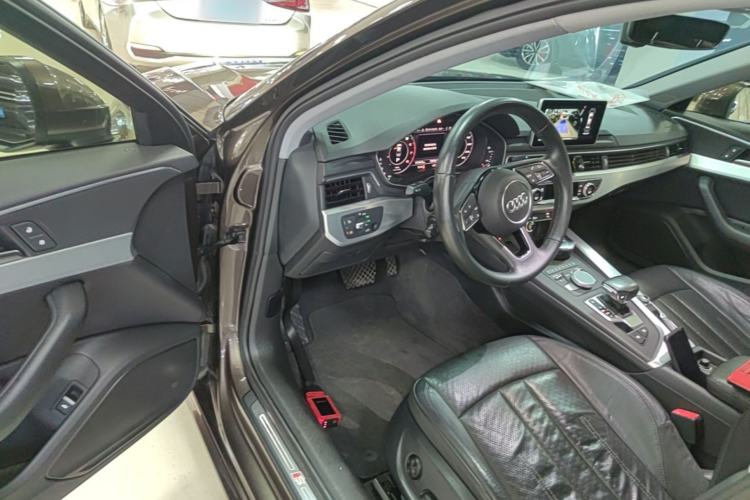Used Audi A4L 2018 30th Anniversary Edition 40 TFSI Fashion Model Driver Seat