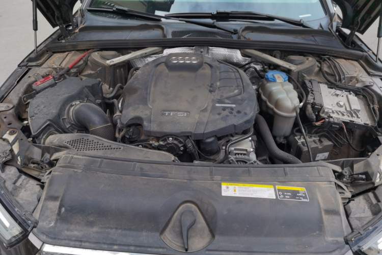 Used Audi A4L 2018 30th Anniversary Edition 45 TFSI quattro Individual Sport Edition Engine Bay