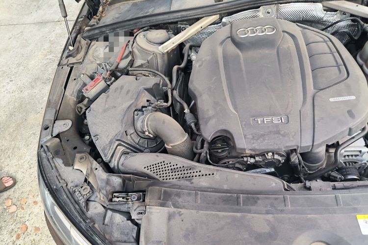Used Audi A4L 2018 30th Anniversary Edition 40 TFSI Trendy Model Engine Bay Right