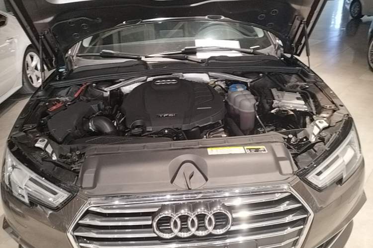 Used Audi A4L 2018 30th Anniversary Edition 40 TFSI Trendy Model Engine Bay