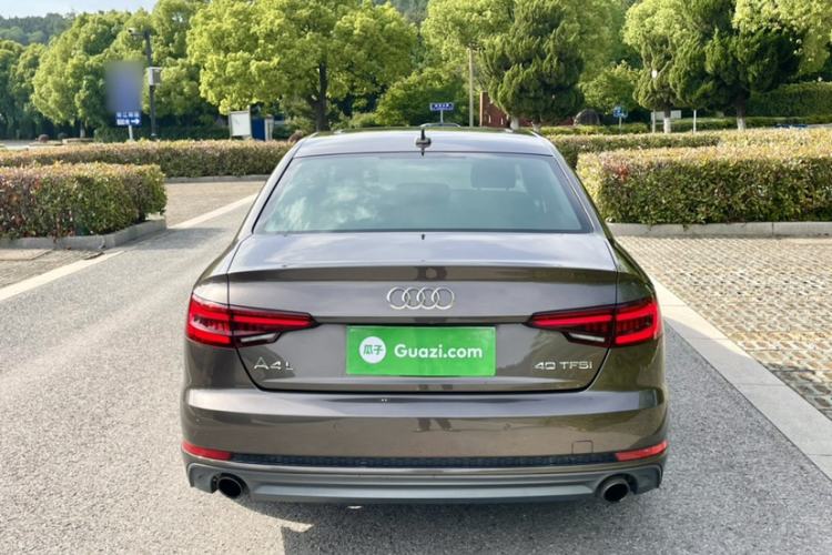 Used Audi A4L 2018 30th Anniversary Edition 40 TFSI Fashion Model Exterior 4