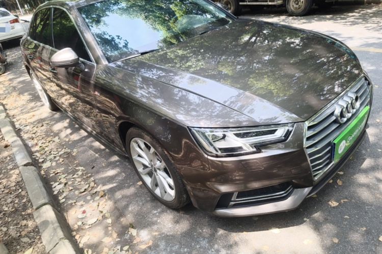 Used Audi A4L 2018 30th Anniversary Edition 40 TFSI Fashion Model Front Right 45 Deg