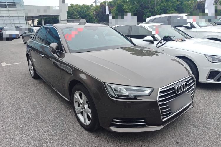 Used Audi A4L 2018 30th Anniversary Edition 40 TFSI Trendy Model Front Right 45 Deg