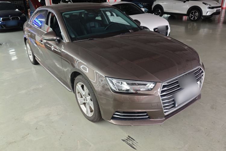 Used Audi A4L 2018 30th Anniversary Edition 40 TFSI Trendy Model Front Right 45 Deg