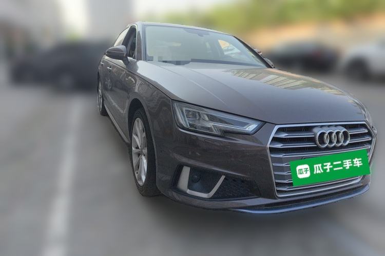 Used Audi A4L 2018 30th Anniversary Edition 40 TFSI Fashion Model Front Right 45 Deg