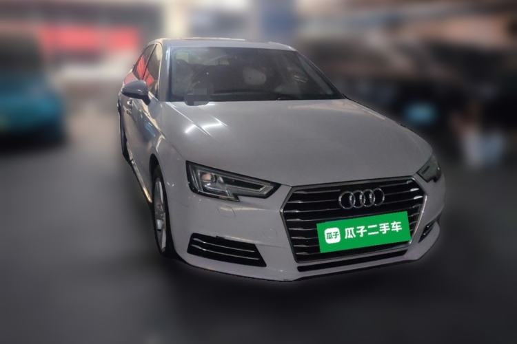 Used Audi A4L 2018 30th Anniversary Edition 40 TFSI Trendy Model Front Right 45 Deg