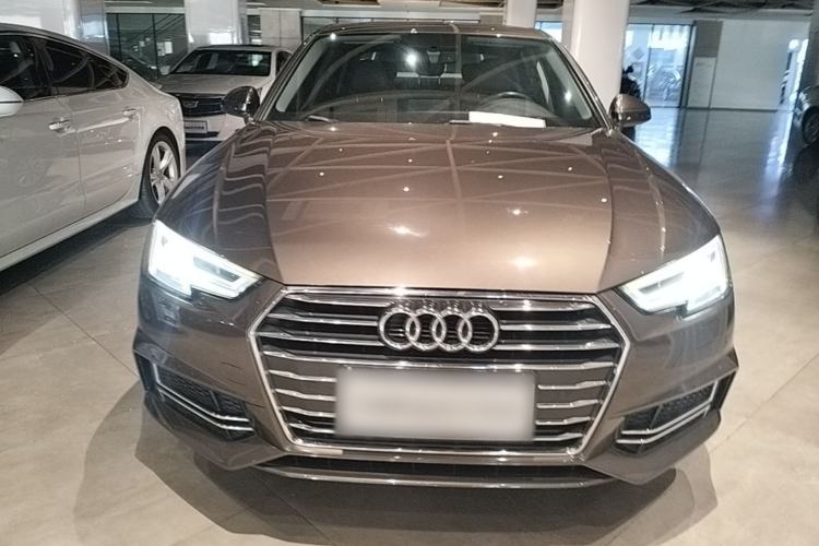Used Audi A4L 2018 30th Anniversary Edition 40 TFSI Trendy Model Front