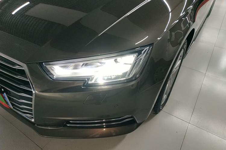 Used Audi A4L 2018 30th Anniversary Edition 40 TFSI Trendy Model Left Front Headlight