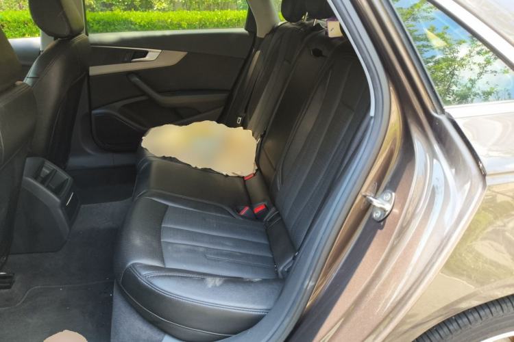 Used Audi A4L 2018 30th Anniversary Edition 40 TFSI Trendy Model Left Rear Seat