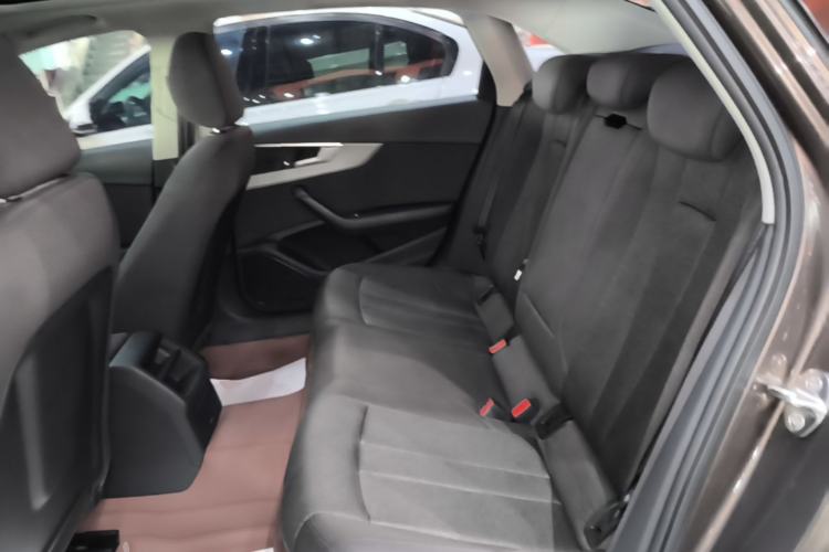 Used Audi A4L 2018 30th Anniversary Edition 40 TFSI Trendy Model Left Rear Seat