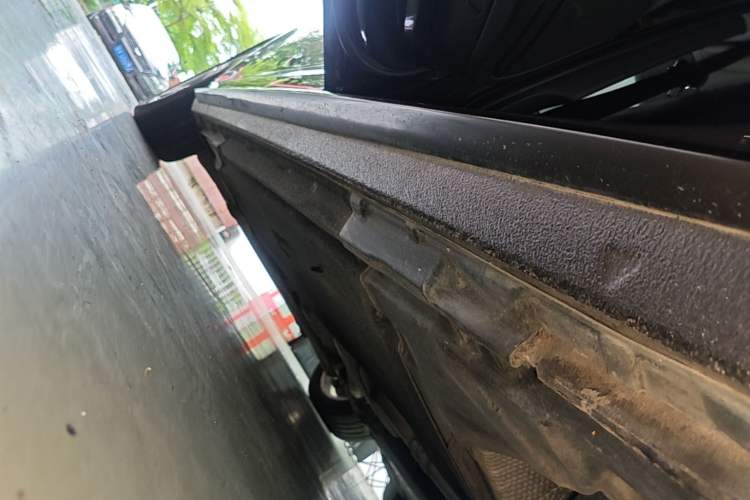Used Audi A4L 2018 30th Anniversary Edition 40 TFSI Trendy Model Left Side Sill