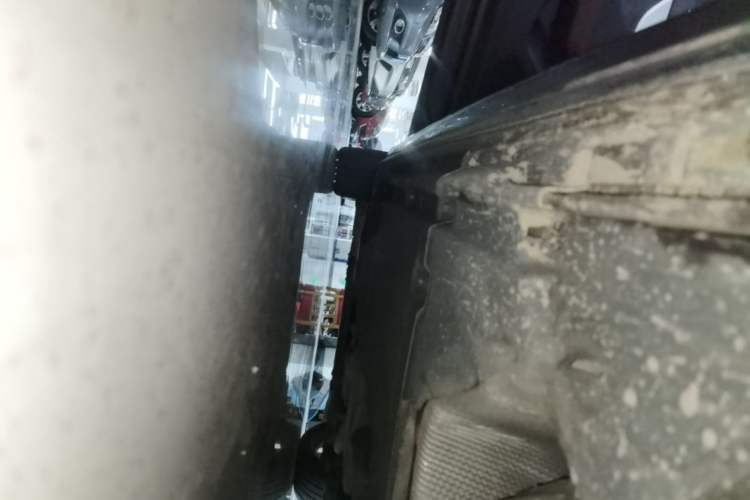 Used Audi A4L 2018 30th Anniversary Edition 40 TFSI Fashion Model Left Side Sill