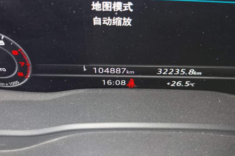 Used Audi A4L 2018 30th Anniversary Edition 40 TFSI Fashion Model Odometer Close Up