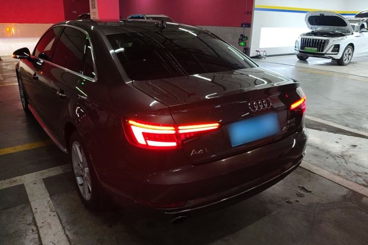 Used Audi A4L 2018 30th Anniversary Edition 40 TFSI Trendy Model Rear Left 45 Deg