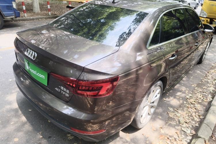 Used Audi A4L 2018 30th Anniversary Edition 40 TFSI Fashion Model Rear Right 45 Deg