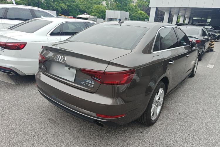 Used Audi A4L 2018 30th Anniversary Edition 40 TFSI Trendy Model Rear Right 45 Deg