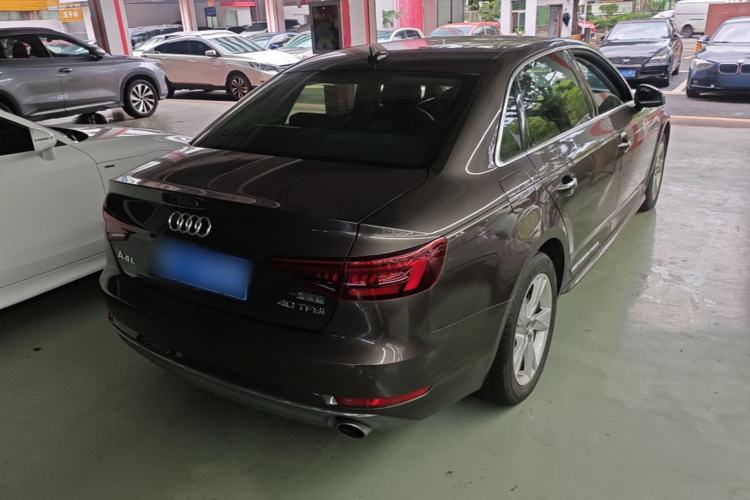 Used Audi A4L 2018 30th Anniversary Edition 40 TFSI Trendy Model Rear Right 45 Deg