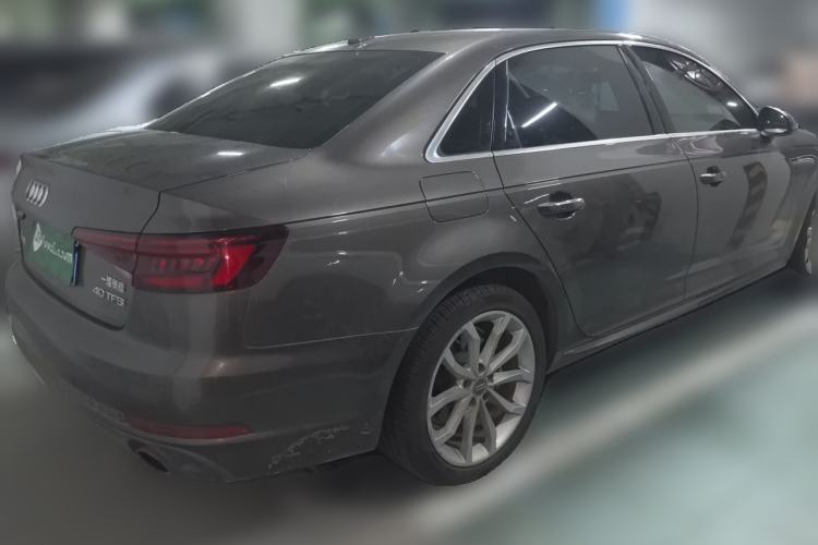Used Audi A4L 2018 30th Anniversary Edition 40 TFSI Fashion Model Rear Right 45 Deg