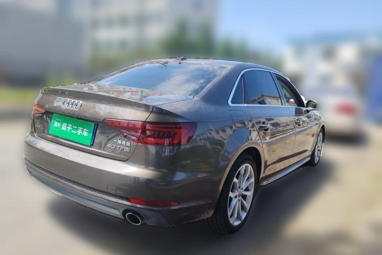 Used Audi A4L 2018 30th Anniversary Edition 40 TFSI Fashion Model Rear Right 45 Deg