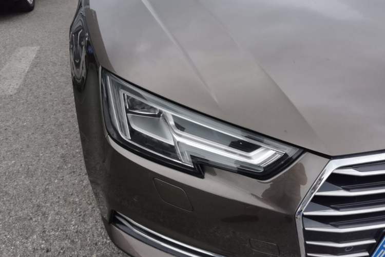 Used Audi A4L 2018 30th Anniversary Edition 40 TFSI Trendy Model Right Front Headlight