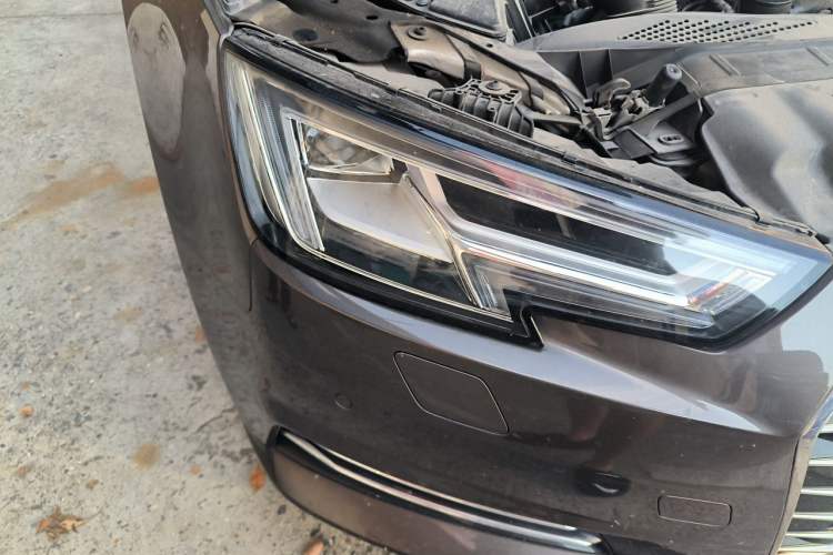 Used Audi A4L 2018 30th Anniversary Edition 40 TFSI Trendy Model Right Front Headlight