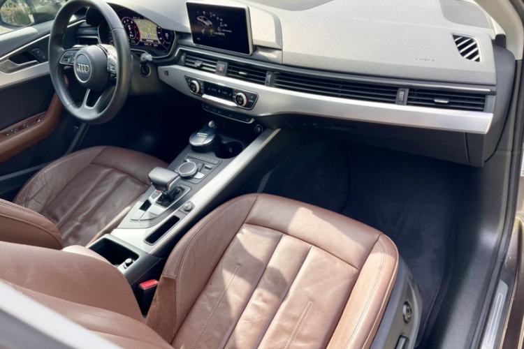 Used Audi A4L 2018 30th Anniversary Edition 40 TFSI Fashion Model Right Front Seat