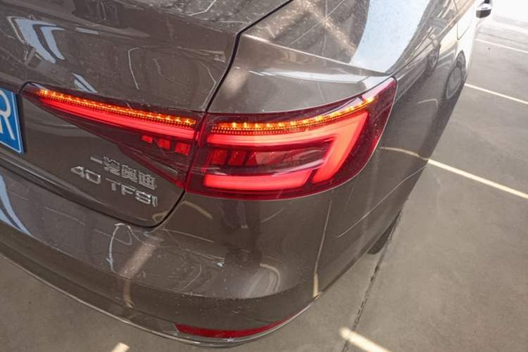 Used Audi A4L 2018 30th Anniversary Edition 40 TFSI Trendy Model Right Rear Taillight