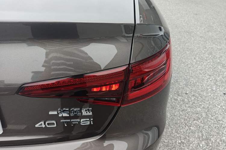 Used Audi A4L 2018 30th Anniversary Edition 40 TFSI Trendy Model Right Rear Taillight