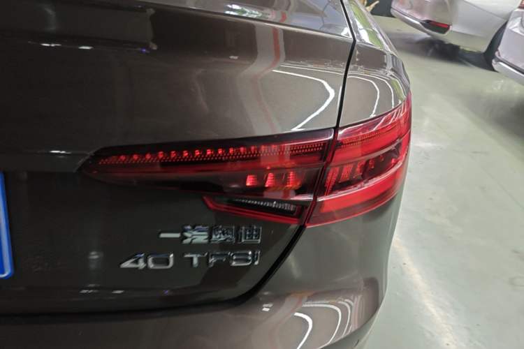 Used Audi A4L 2018 30th Anniversary Edition 40 TFSI Trendy Model Right Rear Taillight