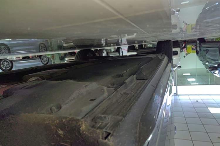 Used Audi A4L 2018 30th Anniversary Edition 40 TFSI Fashion Model Right Side Sill