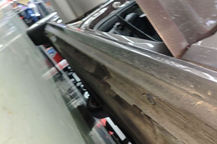 Used Audi A4L 2018 30th Anniversary Edition 40 TFSI Trendy Model Right Side Sill