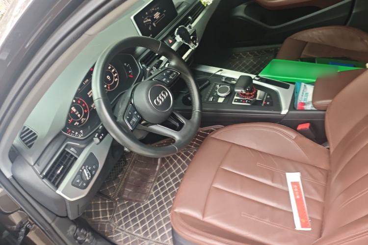 Used Audi A4L 2018 30th Anniversary Edition 40 TFSI Fashion Model Steering Wheel