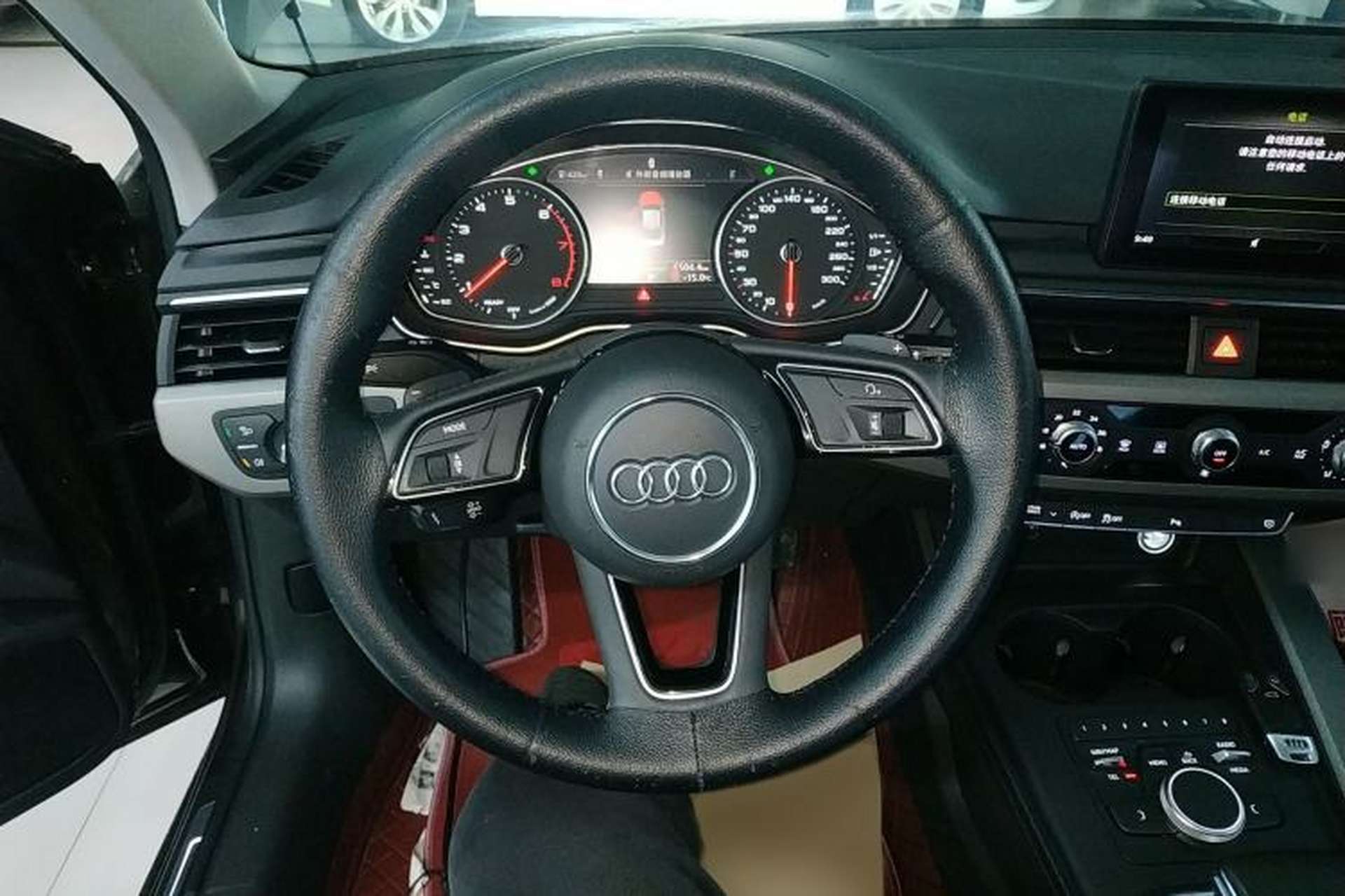 Used Audi A4L 2018 30th Anniversary Edition 40 TFSI Trendy Model Steering Wheel